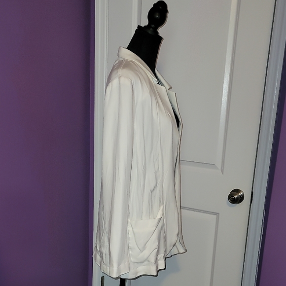 Express White Women's Blazer Sz: Large - Picture 3 of 5